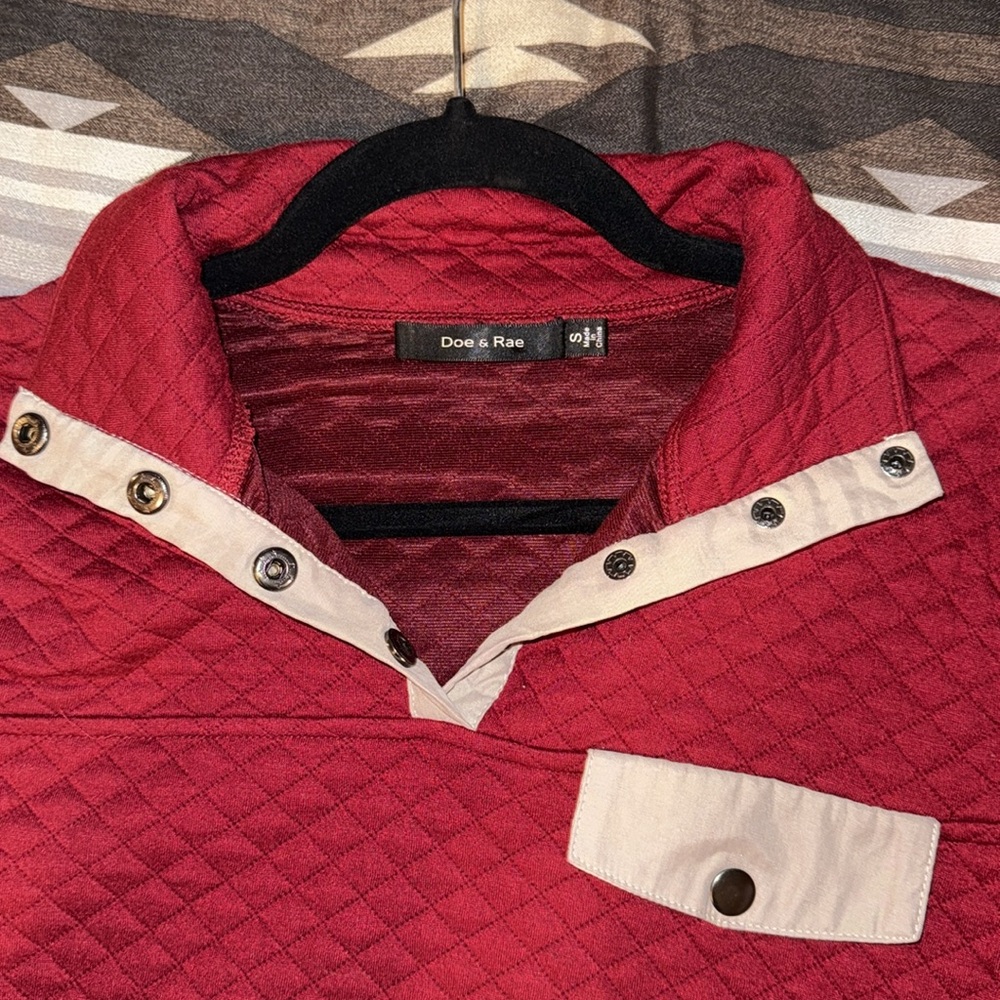 Sweater - Picture 3 of 3